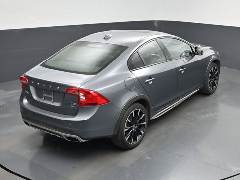 Used 2016 Volvo S60 T5 Cross Country Platinum image 47