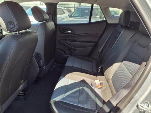 New 2025 Chevrolet Trax LT w/ Driver Confidence Package image 7