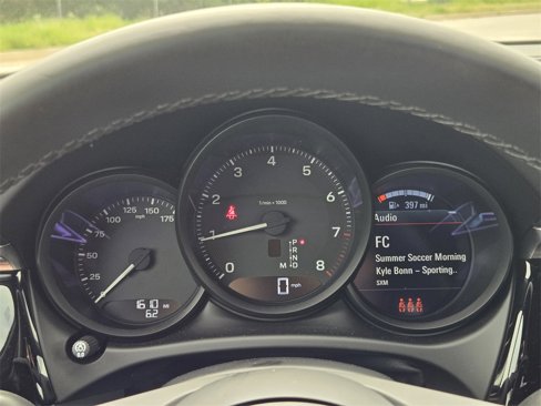 Certified 2024 Porsche Macan Turbo image 20