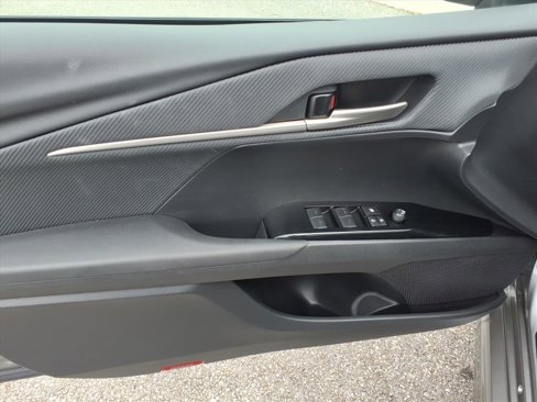 Used 2025 Toyota Camry SE image 14