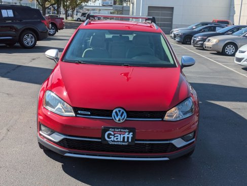 Used 2017 Volkswagen Golf Alltrack SEL image 11