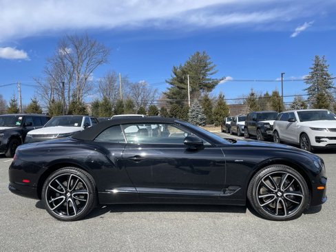 Used 2023 Bentley Continental GT Azure image 42