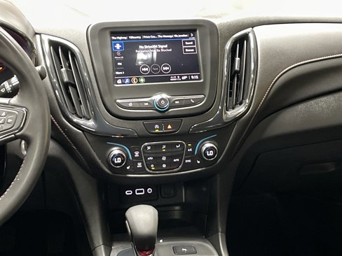 Used 2022 Chevrolet Equinox RS image 31