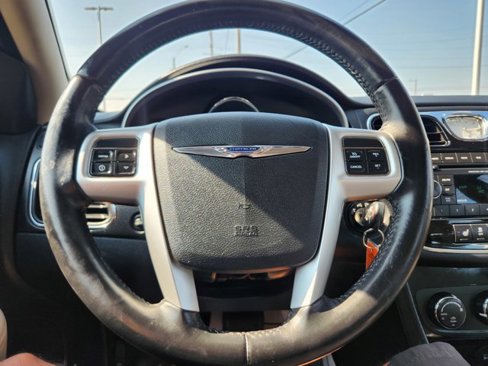 Used 2012 Chrysler 200 Touring w/ Cold Weather Group image 19