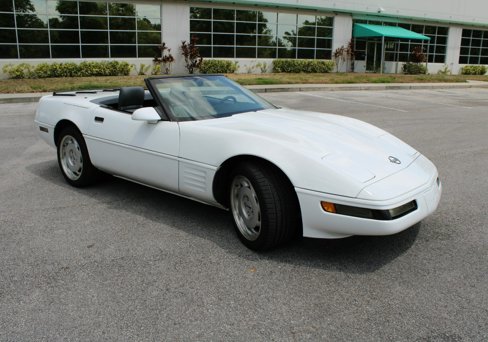 Used 1991 Chevrolet Corvette Convertible image 12