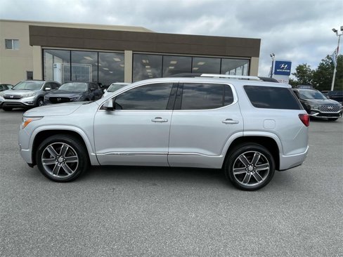 Used 2018 GMC Acadia Denali w/ Technology Package image 2
