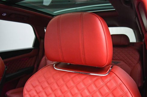 Used 2022 Bentley Bentayga Speed image 53