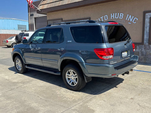 Used 2005 Toyota Sequoia SR5 image 8