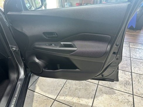 Used 2023 Nissan Kicks S image 28