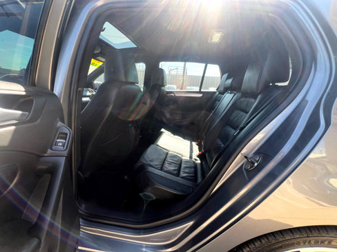 Used 2012 Volkswagen GTI 4-Door image 33
