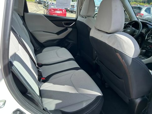 Used 2022 Subaru Forester image 21