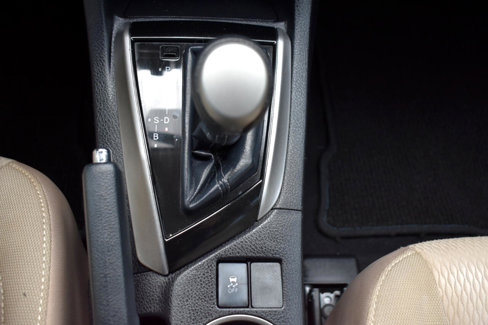 Used 2015 Toyota Corolla LE image 23
