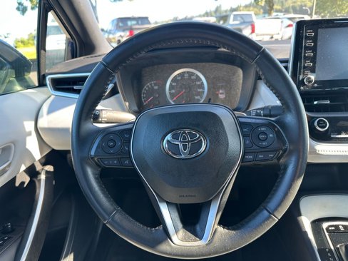 Used 2021 Toyota Corolla SE w/ SE Premium Package image 18