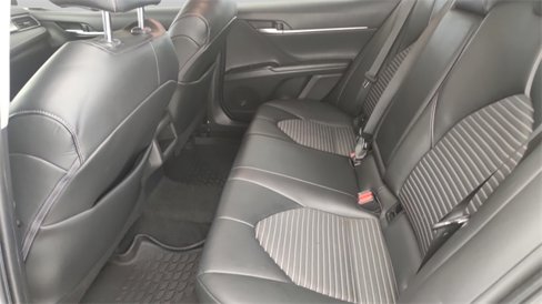 Used 2020 Toyota Camry SE image 20