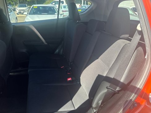 Used 2015 Toyota RAV4 LE image 34