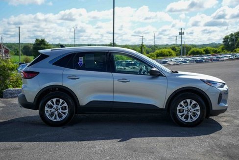 Used 2023 Ford Escape Active image 4