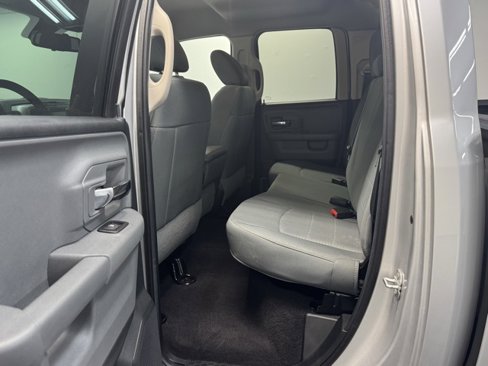 Used 2016 RAM 1500 Classic SLT image 26