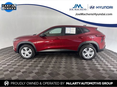 Used 2024 Chevrolet Trax LS w/ Driver Confidence Package image 7