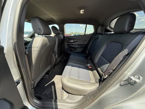 New 2025 Buick Envista Preferred image 21