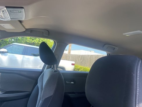 Certified 2021 Nissan Rogue SV image 6