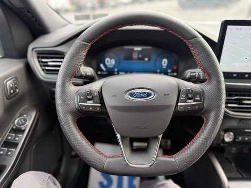 Used 2023 Ford Escape ST-Line Elite image 16