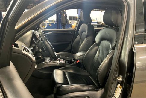 Used 2016 Audi SQ5 Premium Plus w/ Technology Package image 25