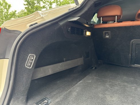 Used 2019 Maserati Levante image 41
