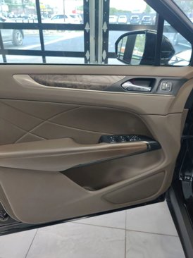 Used 2017 Lincoln MKC Reserve image 17