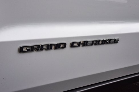 Certified 2021 Jeep Grand Cherokee Limited w/ Premium Lighting Group image 16