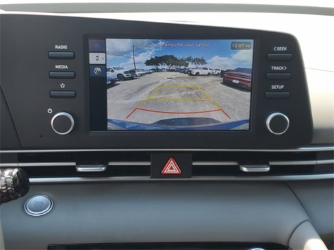 New 2025 Hyundai Elantra Sport image 22