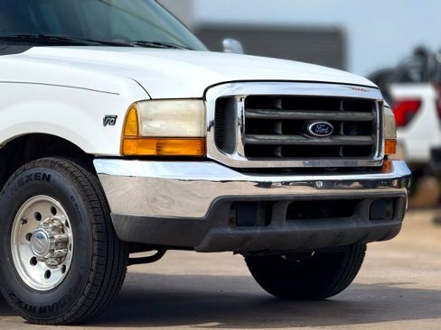 Used 1999 Ford F250 Lariat image 8