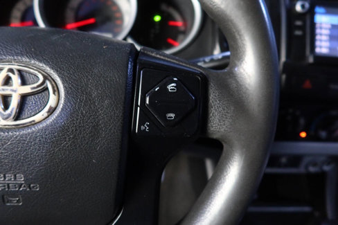 Used 2015 Toyota Tacoma 2WD Access Cab image 24