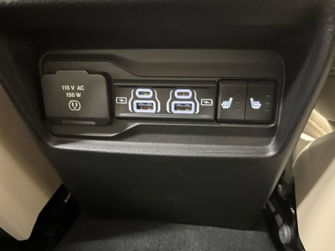 Used 2022 Jeep Grand Cherokee Limited 4xe w/ Luxury Tech Group II image 37