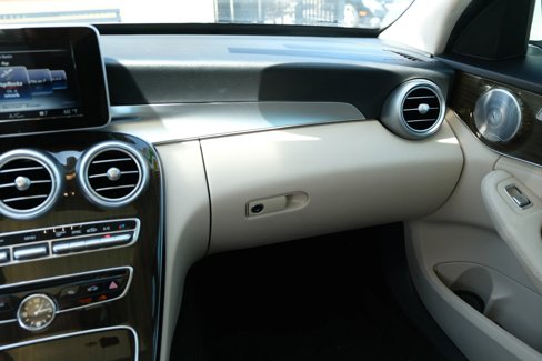 Used 2015 Mercedes-Benz C 300 Sedan image 27