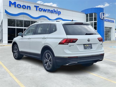 Used 2018 Volkswagen Tiguan SEL image 4