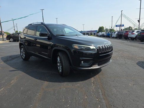 Used 2019 Jeep Cherokee Latitude Plus w/ Comfort/Convenience Group image 8