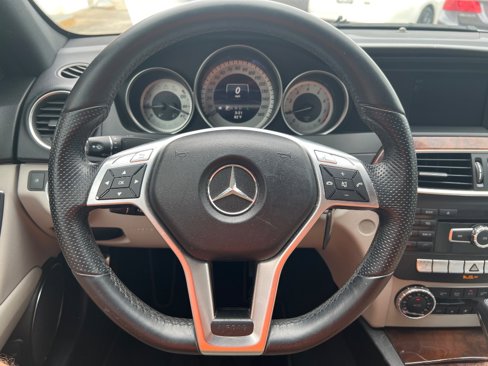 Used 2013 Mercedes-Benz C 250 Sedan image 15