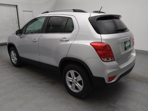Used 2019 Chevrolet Trax LT w/ LT Convenience Package image 3