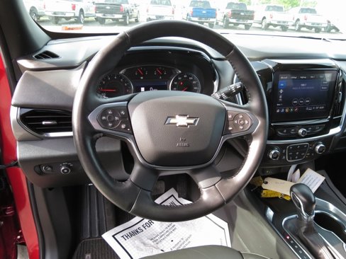 Used 2022 Chevrolet Traverse LT w/ LT Premium Package image 17