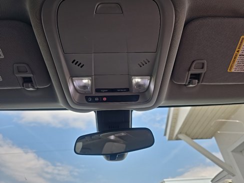 Used 2019 Chevrolet Equinox LT image 27