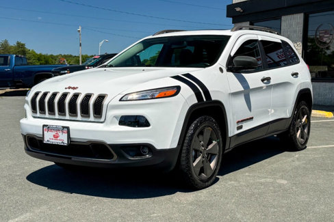 Used 2017 Jeep Cherokee 75th Anniversary image 8