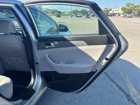 Used 2017 Hyundai Sonata SE image 37