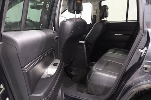 Used 2014 Jeep Compass Limited image 13