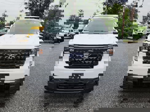 New 2025 Ford Maverick XL image 2