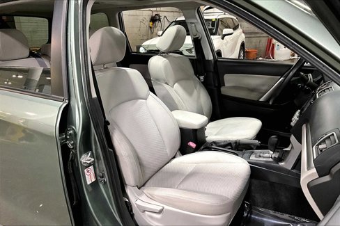 Used 2016 Subaru Forester 2.5i Premium w/ All-Weather Package image 8