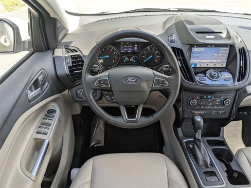 Used 2017 Ford Escape Titanium image 15