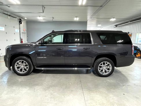 Used 2016 GMC Yukon XL SLT w/ Open Road Package image 4