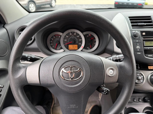 Used 2011 Toyota RAV4 4WD w/ Base L4 Extra Value Pkg image 12