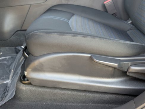Certified 2024 Nissan Leaf S image 16