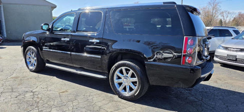 Used 2013 GMC Yukon XL Denali image 6